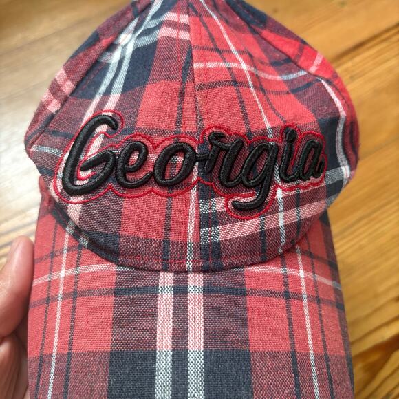 Georgia Bulldogs red black checkered embroidered lettering baseball hat - Picture 2 of 4